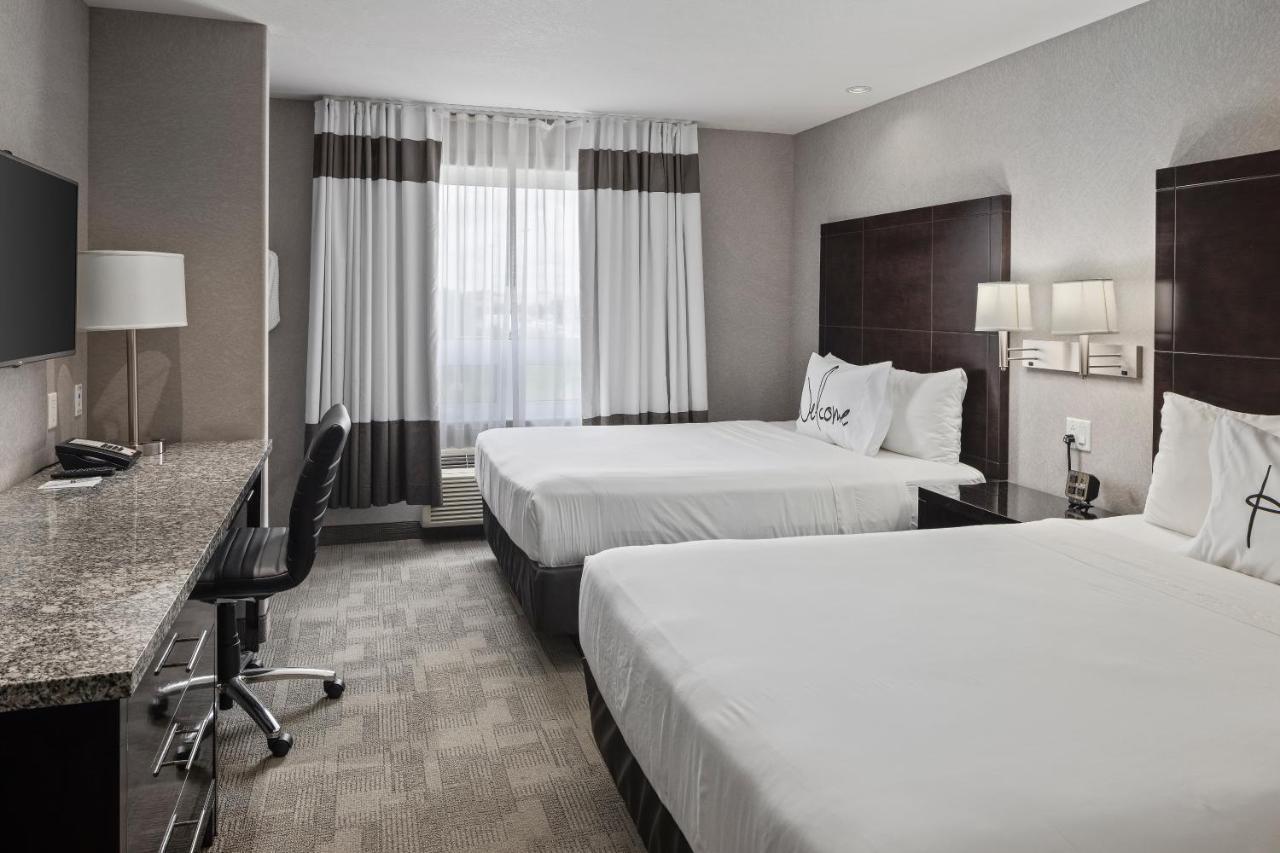 Home Inn & Suites Regina Airport Zewnętrze zdjęcie