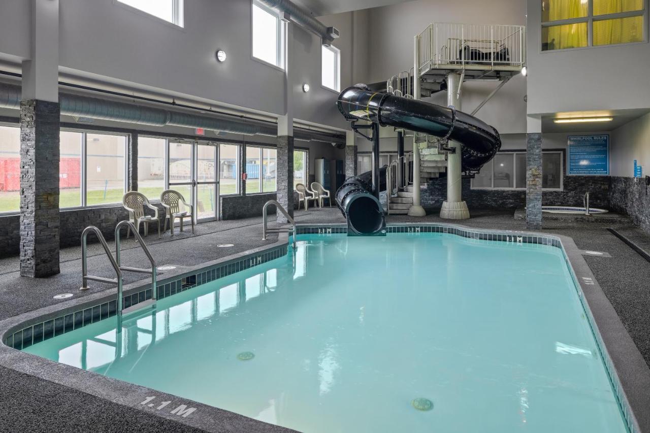 Home Inn & Suites Regina Airport Zewnętrze zdjęcie