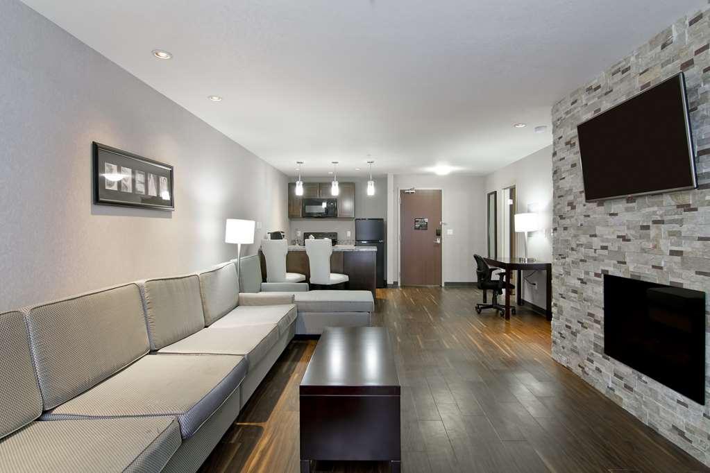 Home Inn & Suites Regina Airport Pokój zdjęcie