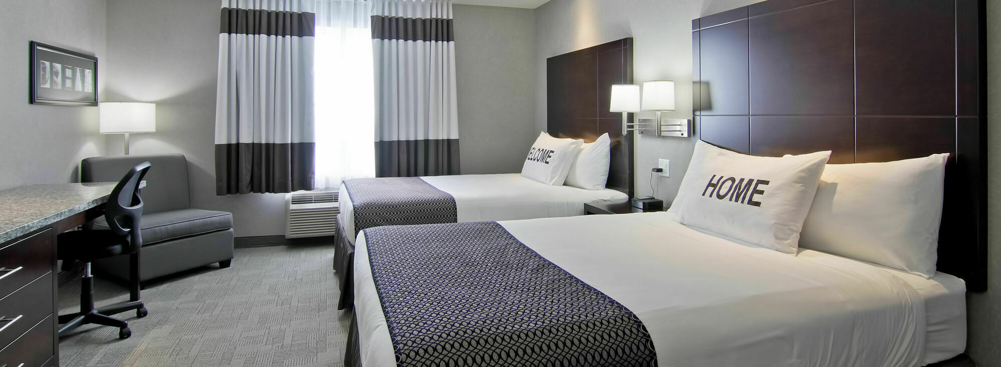 Home Inn & Suites Regina Airport Zewnętrze zdjęcie