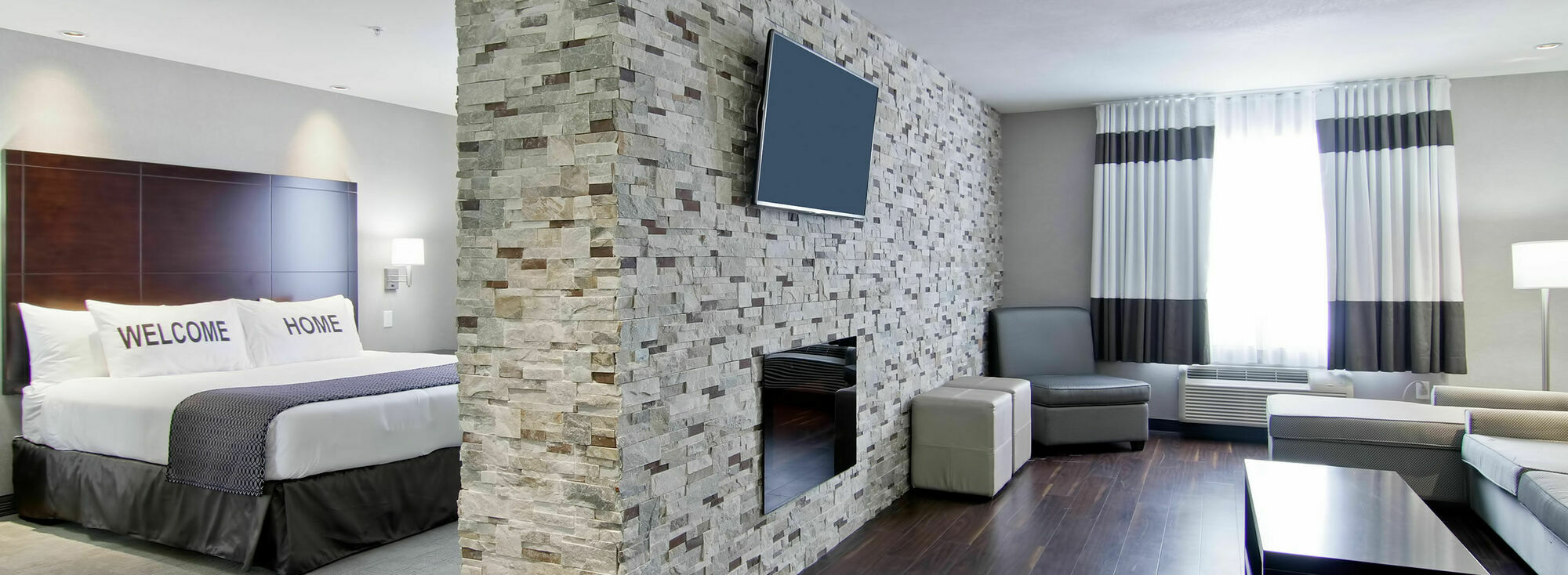 Home Inn & Suites Regina Airport Zewnętrze zdjęcie