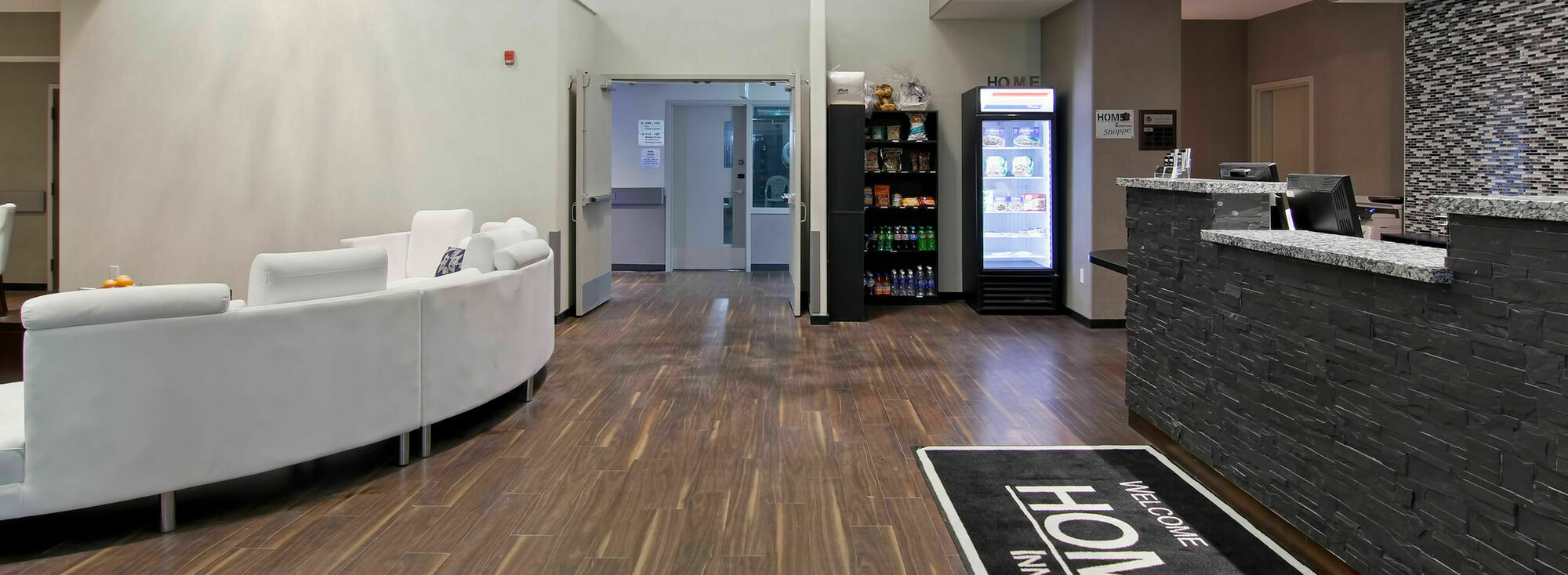 Home Inn & Suites Regina Airport Zewnętrze zdjęcie